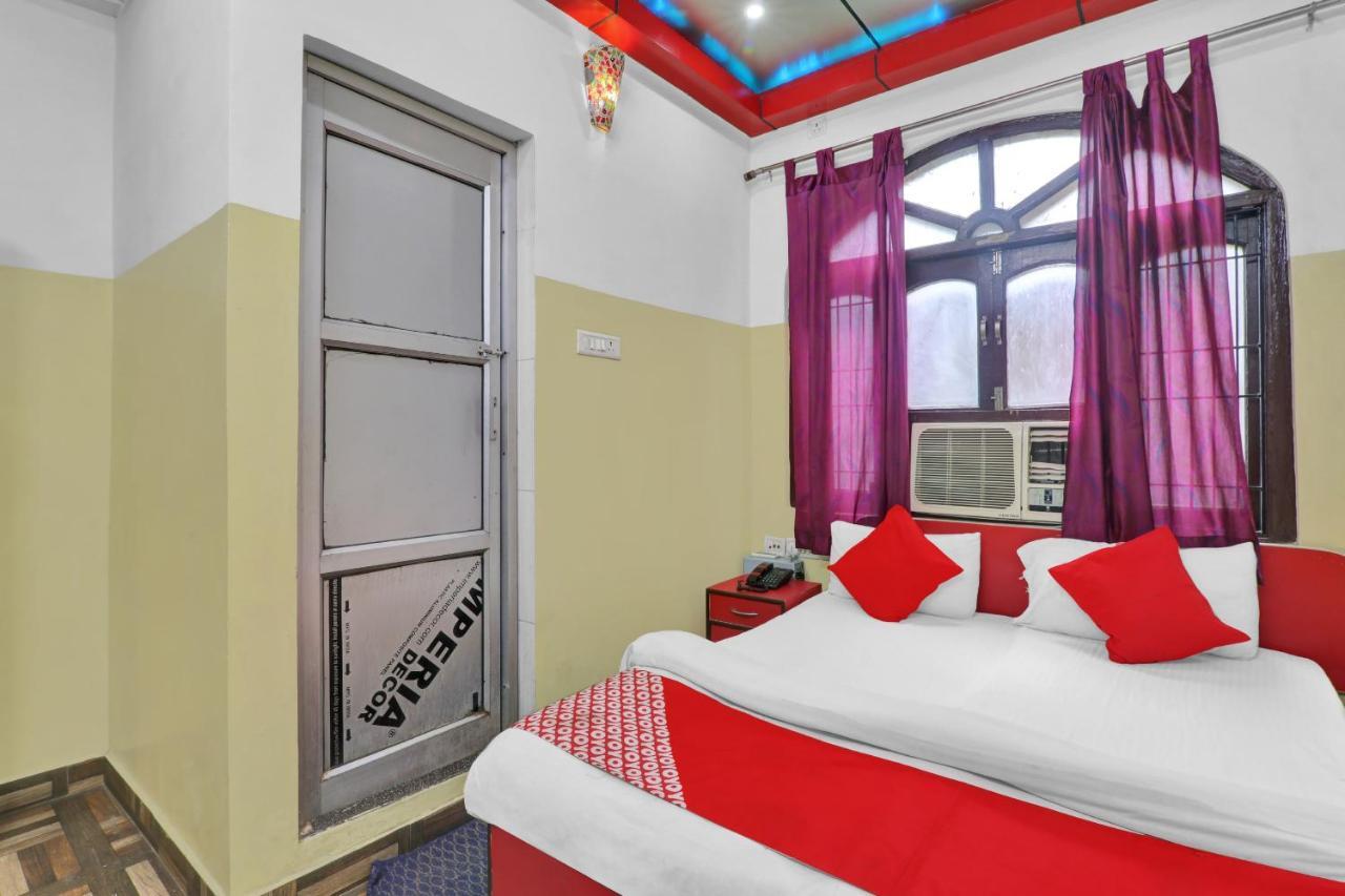 Oyo 82407 K Shree Guest House Váránasí Exteriér fotografie